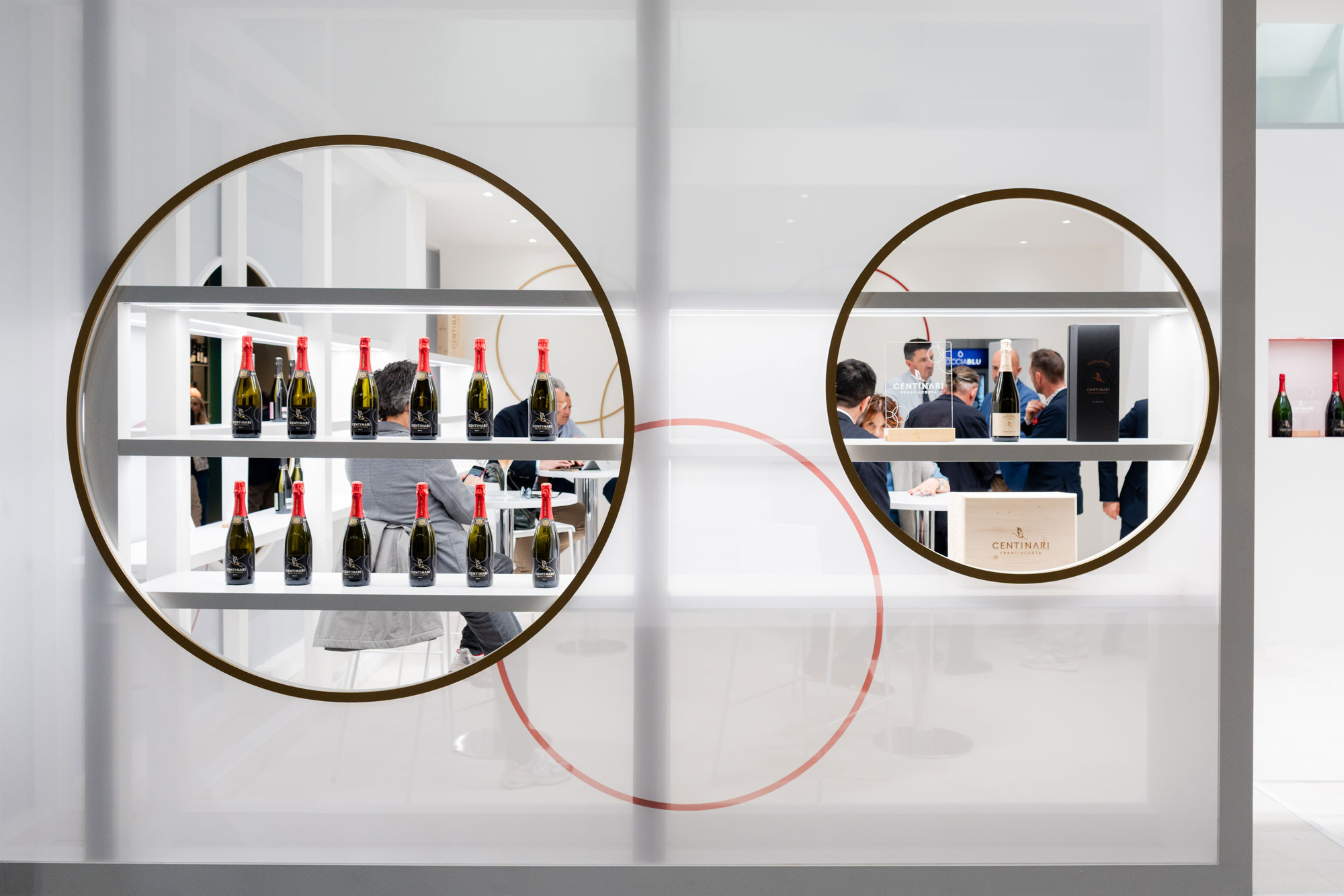 progettazione di stand di vinitaly e rpowein per togni